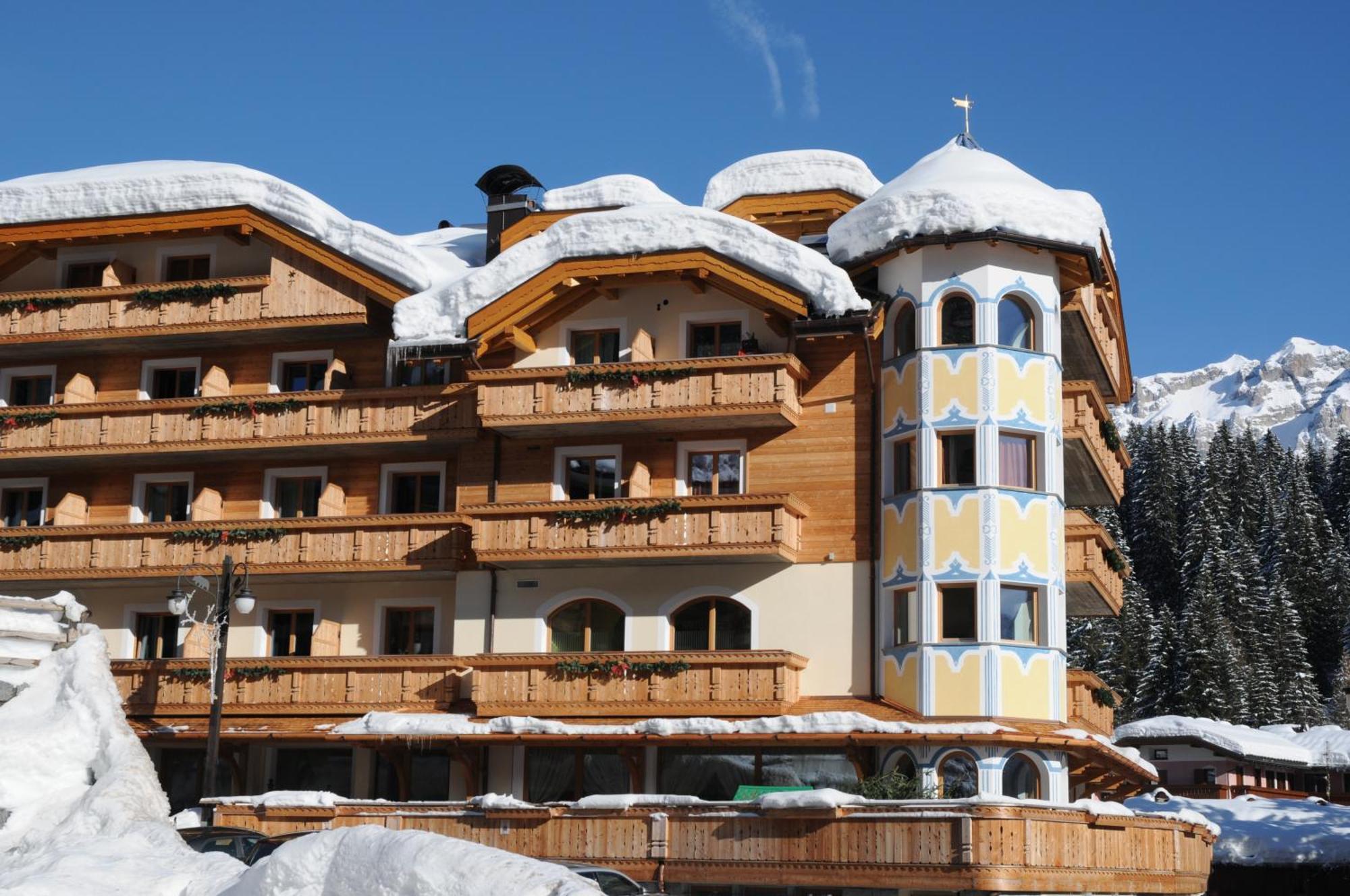 Boutique Hotel Diana Madonna di Campiglio Exterior foto