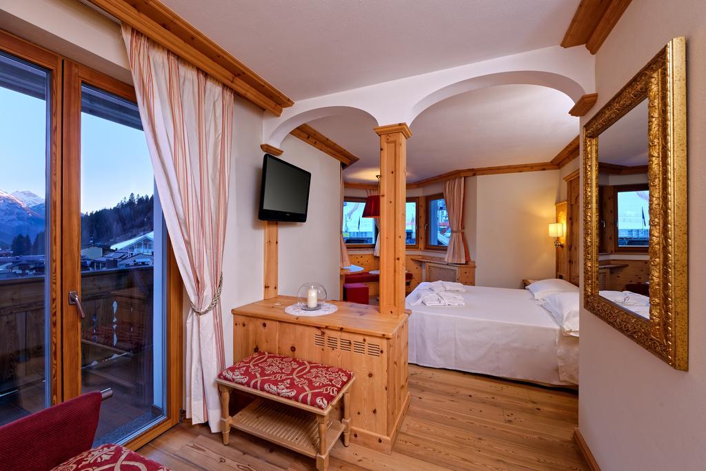 Boutique Hotel Diana Madonna di Campiglio Exterior foto