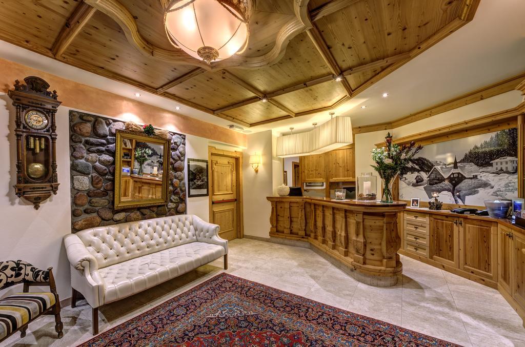 Boutique Hotel Diana Madonna di Campiglio Exterior foto