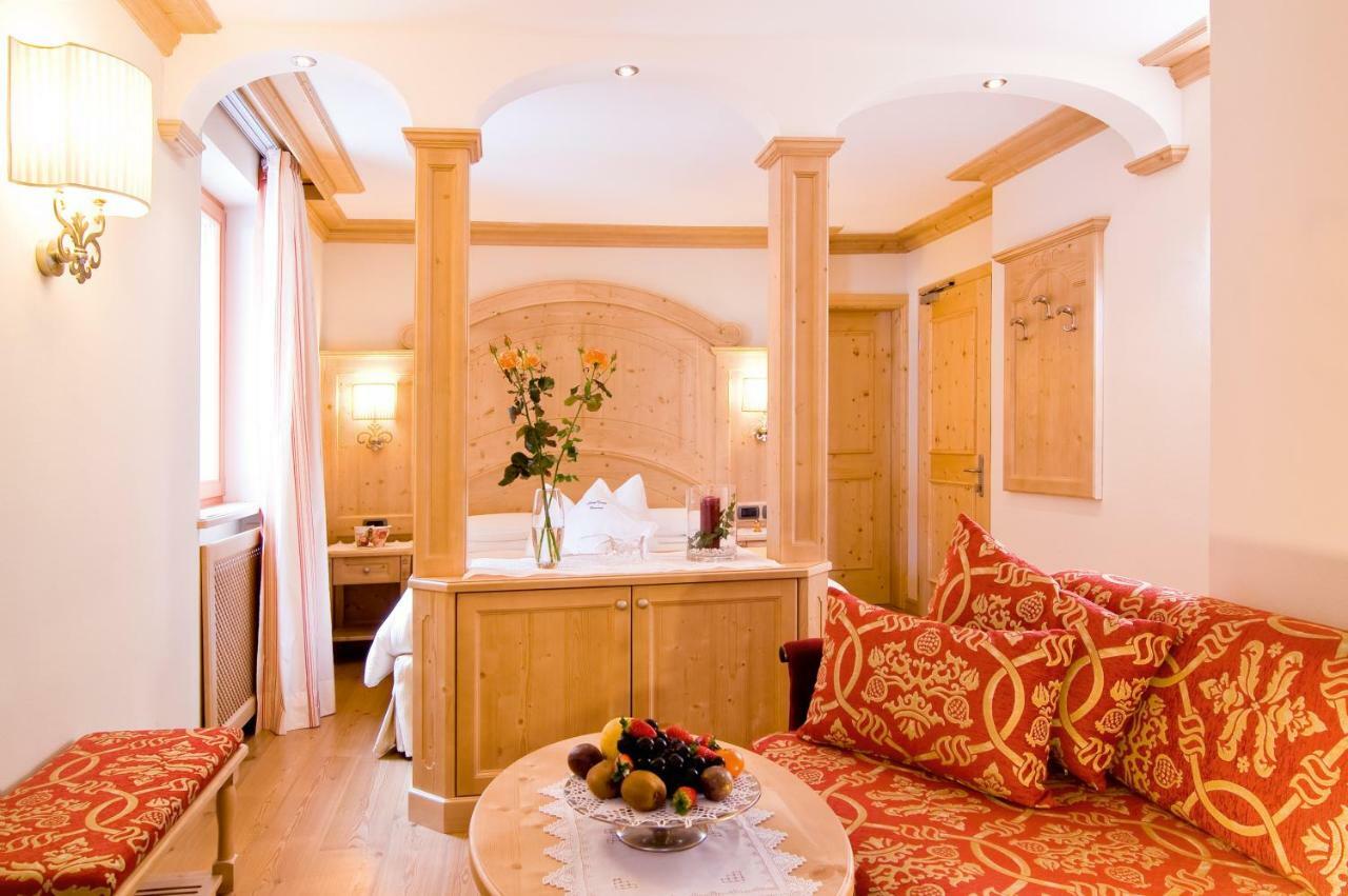 Boutique Hotel Diana Madonna di Campiglio Exterior foto