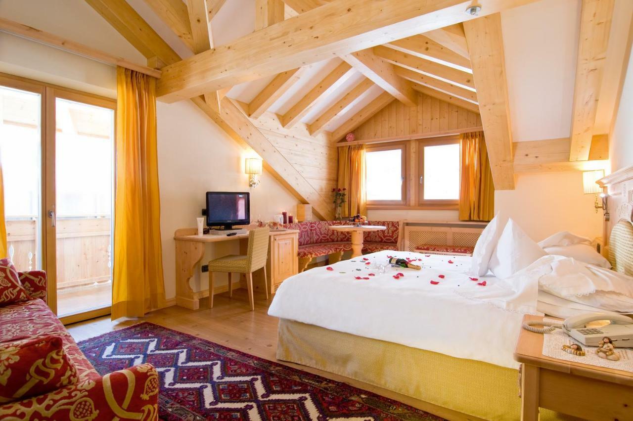 Boutique Hotel Diana Madonna di Campiglio Exterior foto