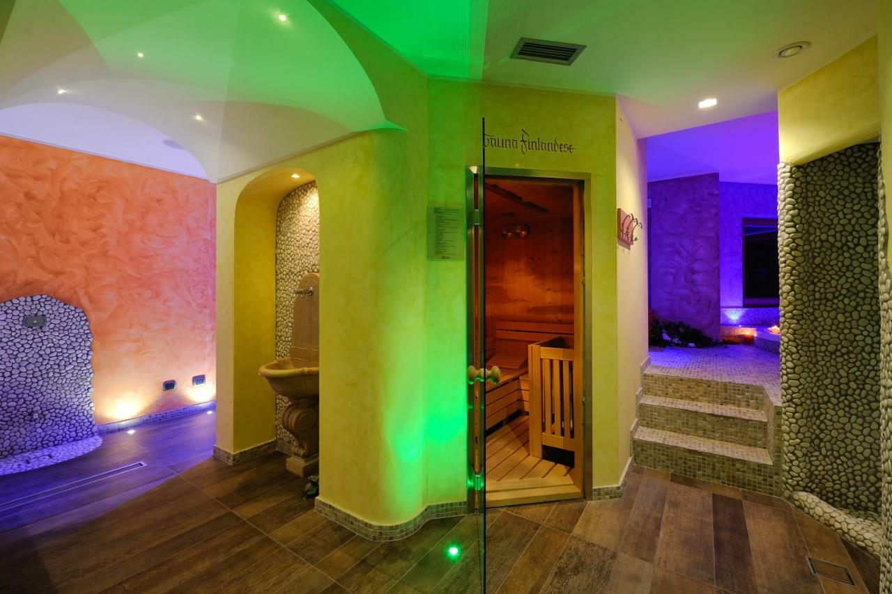 Boutique Hotel Diana Madonna di Campiglio Exterior foto